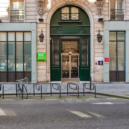 ibis Styles Paris République-2